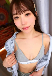【尾崎えりかVR】イ●スタの着替え動画で客を釣る美女店員|AVレビュー ajvr00272