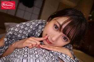 【北岡果林VR】修学旅行の夜、僕のことが好きな学校一カワイイ北岡さんが逆夜●い｜AVレビュー cjvr00053